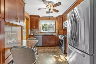 4107  Graceland Blvd, Racine, WI 53405 - Photo 4