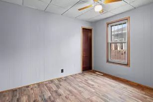 1520 Columbus St, Manitowoc, WI 54220 - Photo 18
