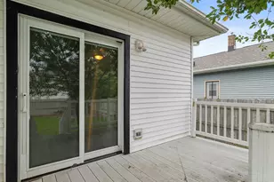 1520 Columbus St, Manitowoc, WI 54220 - Photo 8