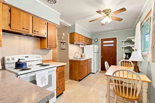2529 S 15th St, Sheboygan, WI 53081 - Photo 2