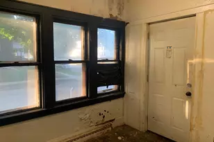 3203 W Vine St, Milwaukee, WI 53208 - Photo 8
