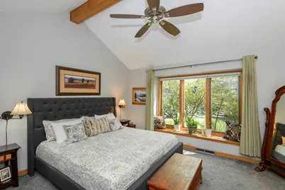 643  Cardiff Dr, Hartland, WI 53029 - Photo 22