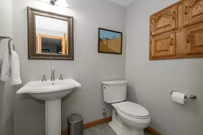643  Cardiff Dr, Hartland, WI 53029 - Photo 38