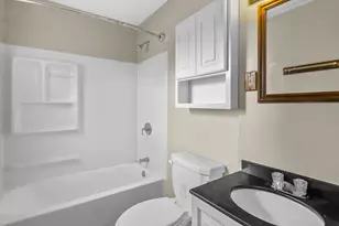 518 E Loos St, Hartford, WI 53027 - Photo 10