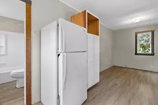 518 E Loos St, Hartford, WI 53027 - Photo 6