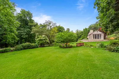 466 N Lower Gardens Rd, Fontana, WI 53125 - Photo 98