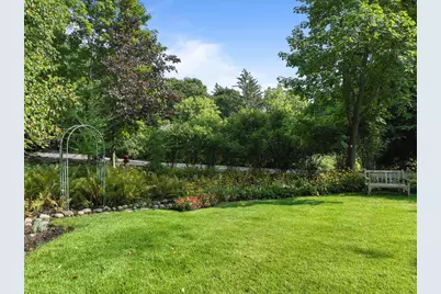 466 N Lower Gardens Rd, Fontana, WI 53125 - Photo 110