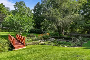 466 N Lower Gardens Rd, Fontana, WI 53125 - Photo 4
