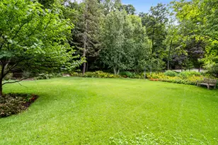 466 N Lower Gardens Rd, Fontana, WI 53125 - Photo 134