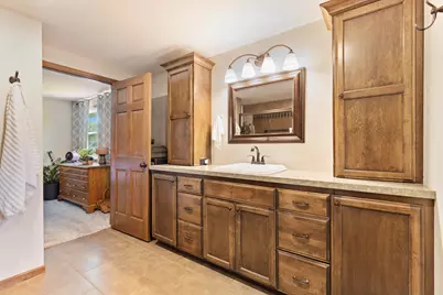 8031 S 59th St, Franklin, WI 53132 - Photo 16