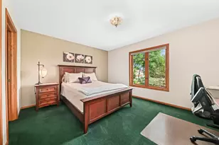 W264N2062 Deer Haven Ct, Pewaukee, WI 53072 - Photo 20