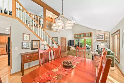 W264N2062  Deer Haven Ct #2, Pewaukee, WI 53072 - Photo 6