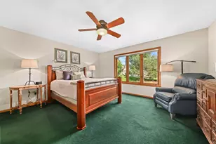 W264N2062 Deer Haven Ct, Pewaukee, WI 53072 - Photo 22
