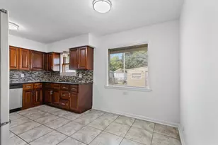 3449 N 77th St, Milwaukee, WI 53222 - Photo 14