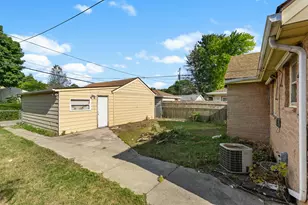 3449 N 77th St, Milwaukee, WI 53222 - Photo 24