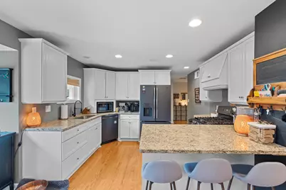 11456 N Solar Ave, Mequon, WI 53097 - Photo 14