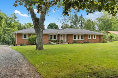 11456 N Solar Ave, Mequon, WI 53097 - Photo 2