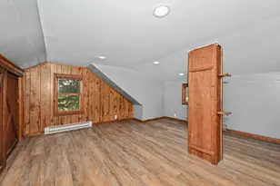 10126 S Judith Pl, Oak Creek, WI 53154 - Photo 22