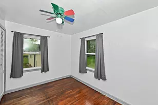 10126 S Judith Pl, Oak Creek, WI 53154 - Photo 18