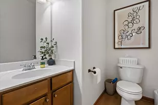 407 Century Oak Dr, Waukesha, WI 53188 - Photo 20