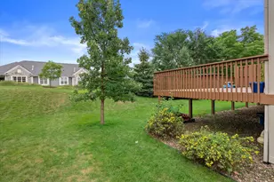 407 Century Oak Dr, Waukesha, WI 53188 - Photo 36