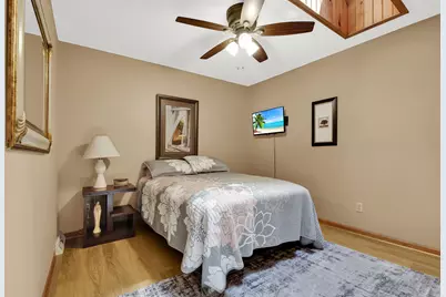 720  Timberline Trl, Hartford, WI 53027 - Photo 14