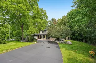 5360 S 43rd St, Greenfield, WI 53220 - Photo 40