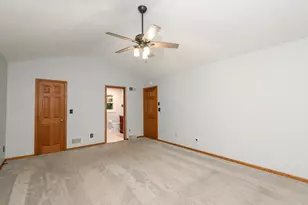 S26W31396 Cregennan Bae, Genesee, WI 53183 - Photo 16