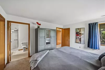 409 N Main St #E, Thiensville, WI 53092 - Photo 22