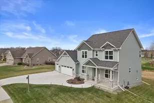 1316 Orchard View Ln, Mukwonago, WI 53149 - Photo 2