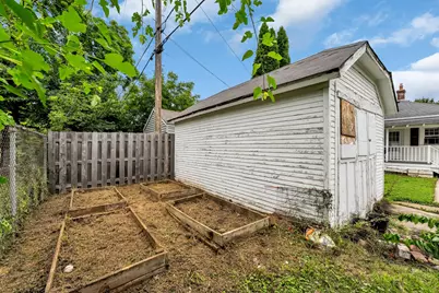 704  Belmont Ave, Racine, WI 53405 - Photo 38