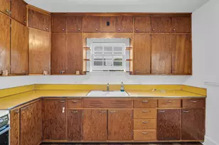 704 Belmont Ave, Racine, WI 53405 - Photo 22