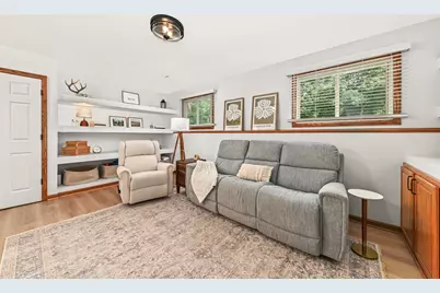2909  Berkshire Ct, Waukesha, WI 53188 - Photo 20