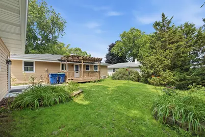 211  Maple St, Grafton, WI 53024 - Photo 22