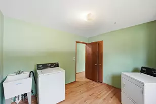 211 Maple St, Grafton, WI 53024 - Photo 16