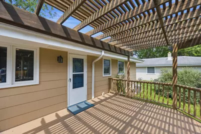 211  Maple St, Grafton, WI 53024 - Photo 20