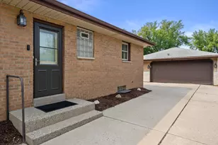 2722 E Denton Ave, Saint Francis, WI 53235 - Photo 26