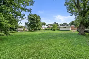 2722 E Denton Ave, Saint Francis, WI 53235 - Photo 32