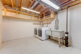 5710 Freedy Ave, Racine, WI 53406 - Photo 18