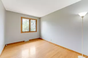 5710 Freedy Ave, Racine, WI 53406 - Photo 8