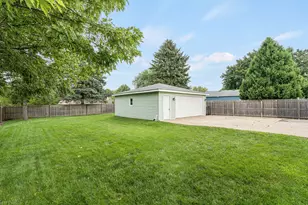 5710 Freedy Ave, Racine, WI 53406 - Photo 20