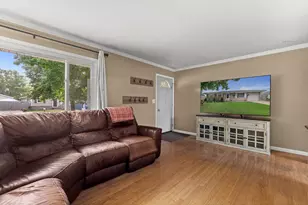 6108 57th Ave, Kenosha, WI 53142 - Photo 8