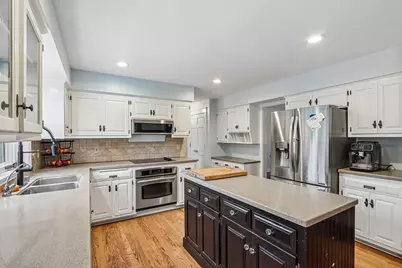 165  Hickory Dr, Delafield, WI 53018 - Photo 18