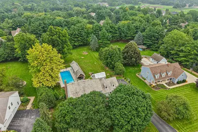 165  Hickory Dr, Delafield, WI 53018 - Photo 88