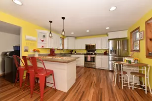 657 First St, Hartford, WI 53027 - Photo 6