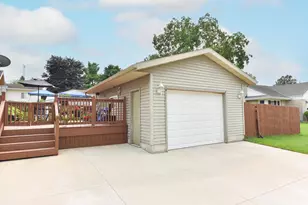 657 First St, Hartford, WI 53027 - Photo 22