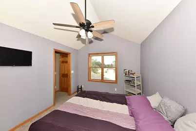 657  First St, Hartford, WI 53027 - Photo 16