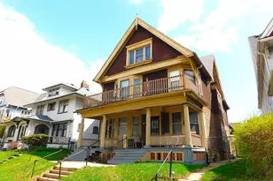 526 N 32nd St, Milwaukee, WI 53208 - Photo 2