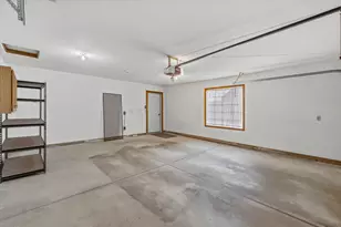 827 Cheyenne Ave, Grafton, WI 53024 - Photo 24