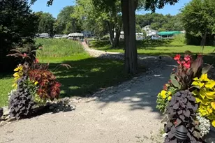 240 Marina Ct, Racine, WI 53185 - Photo 34
